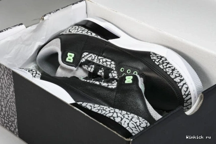 “Green 3 Glow” Air Jordan 1209